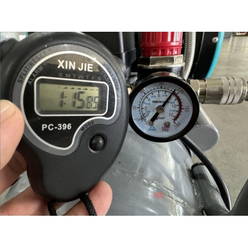 Безмасляний поршневий компресор Mast MOF1680/2x1500-50L
