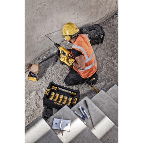 Бур DeWALT "SDS-MAX ,XLR", 4 крайки, 30x450x570 мм DT60833