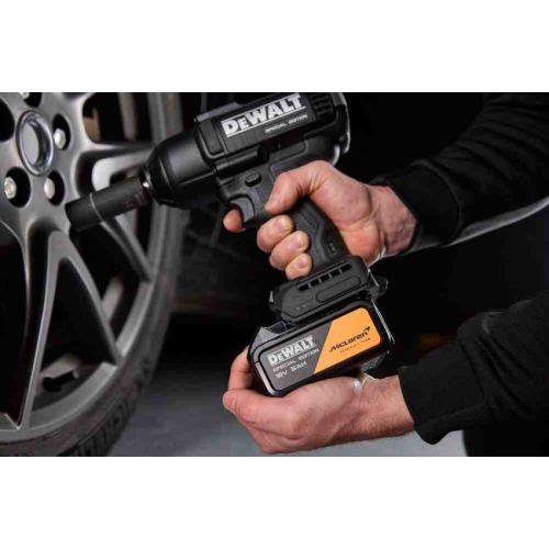 Гайкокрут ударний акумуляторний безщітковий McLaren F1 TEAM SPECIAL EDITION DeWALT DCF99MP2T