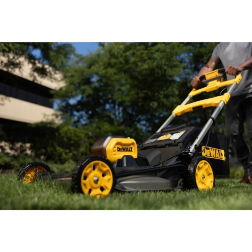 Газонокосарка акумуляторна самохідна безщіткова DeWALT DCMWSP550N