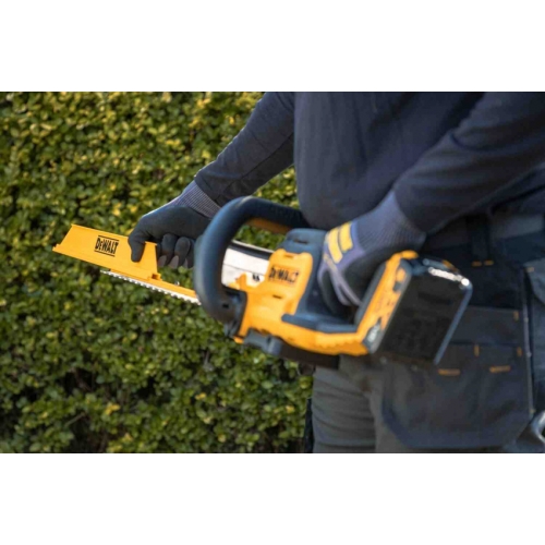 Кущоріз акумуляторний DeWALT DCMHT562P1