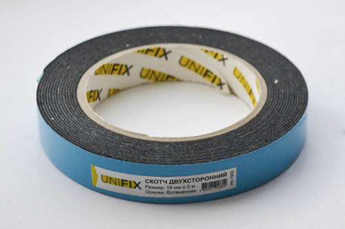 Стрічка клейка двостороння на вспіненій основі 19мм*5м чорна UNIFIX
