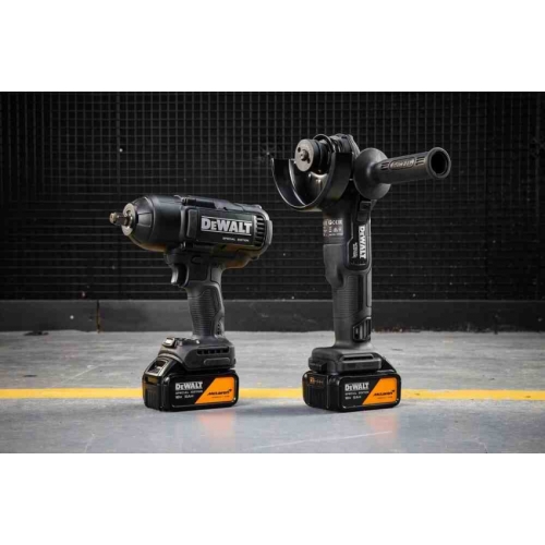 Набір з двох інструментів акумуляторних безщіткових McLaren F1 TEAM SPECIAL EDITION DeWALT DCK2225MP2T