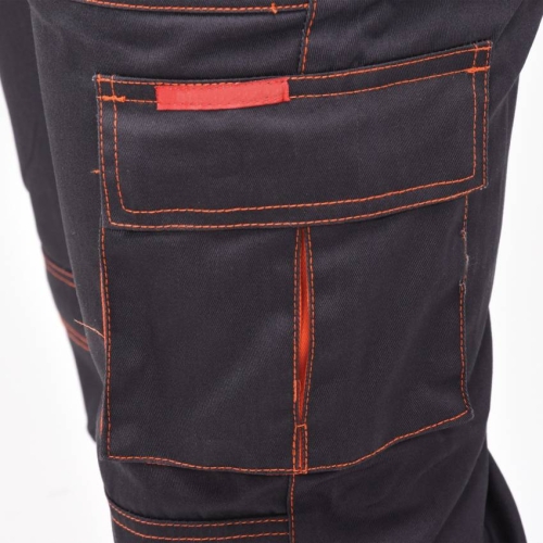 Напівкомбінезон робочий YATO, розмір L-XL; 65% - поліестер, 35% - бавовна