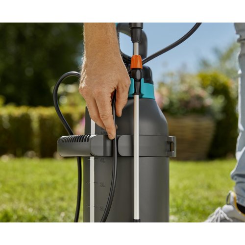 Обприскувач акумуляторний Gardena EasyPump 5 л