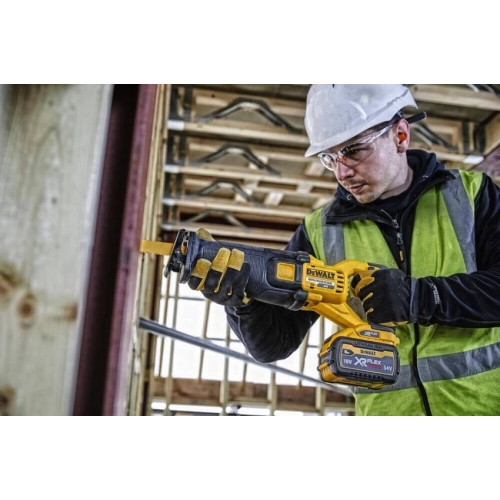Пила шаблонна акумуляторна DeWALT DCS389T2