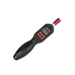 Викрутка динамометрична з цифровим дисплеєм YATO 6-гран. тримач 1/4", F= 0,6- 6 Нм, l= 215 мм